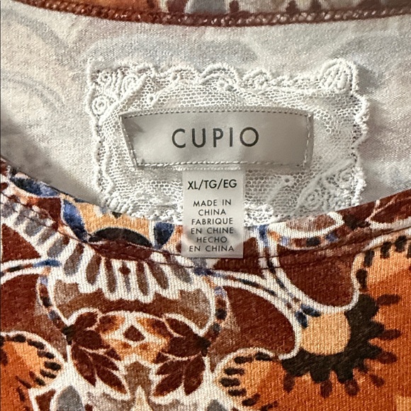 Cupio Vibrant Floral Long Sleeve Top - Picture 2 of 8